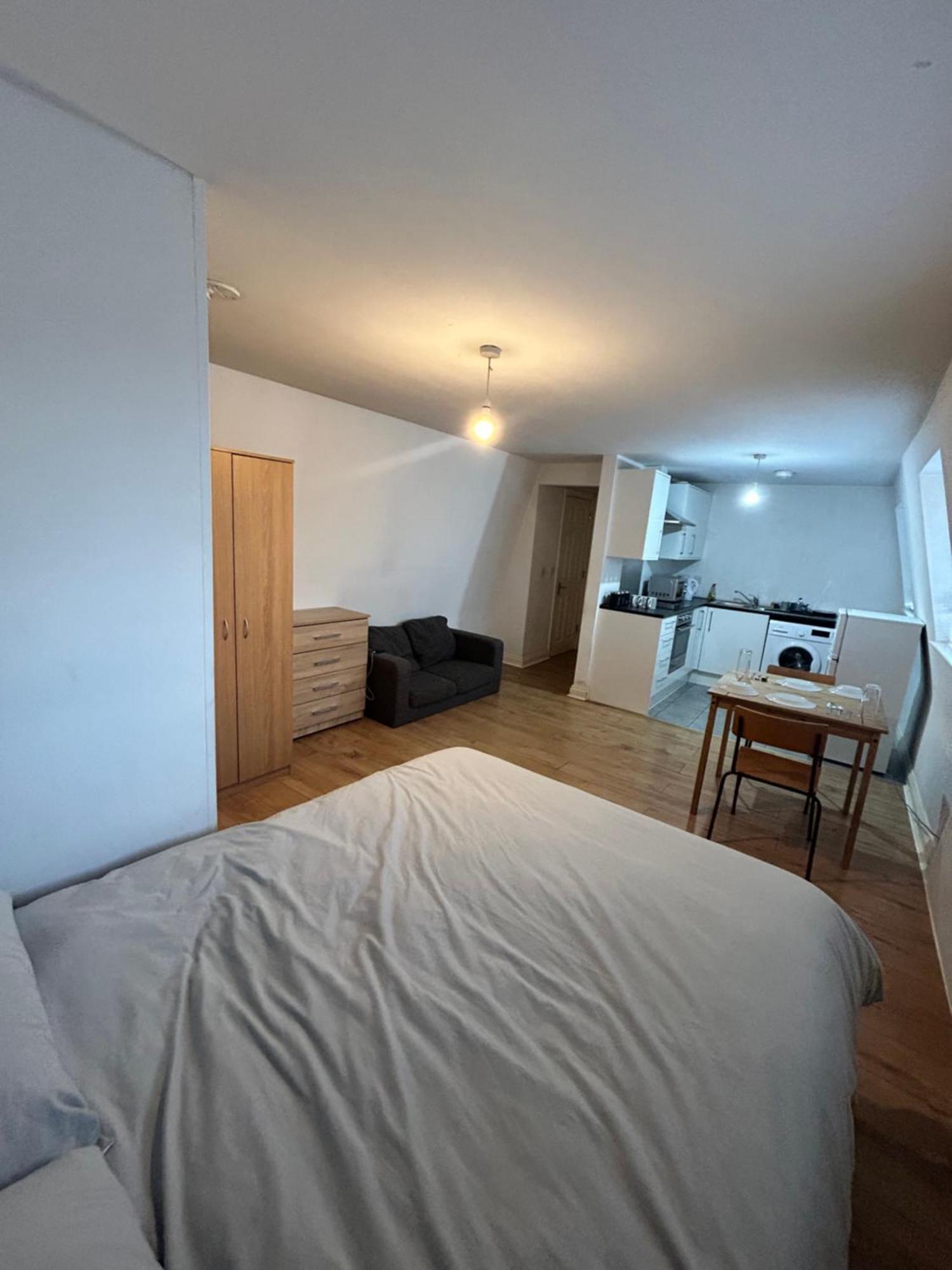 Leicester Studio At City Centre With Free Parking Εξωτερικό φωτογραφία